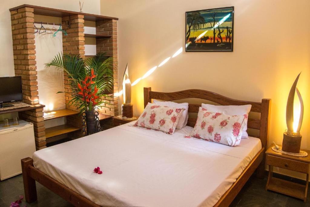 Hotel Pousada Arco Iris Barra de Santo Antônio Buitenkant foto